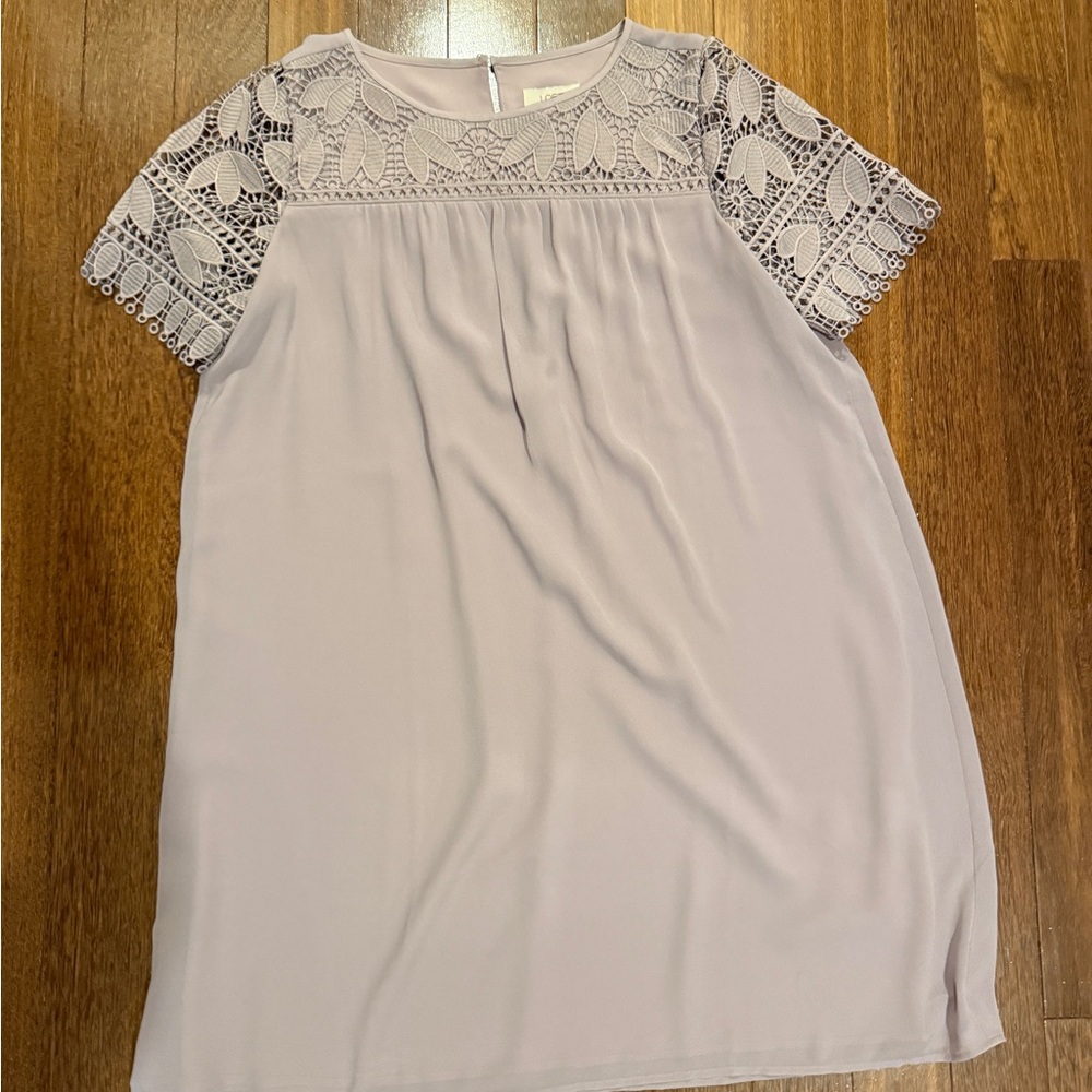 LOFT Gray Short Sleeve Boxy Blouse with Bib Collar